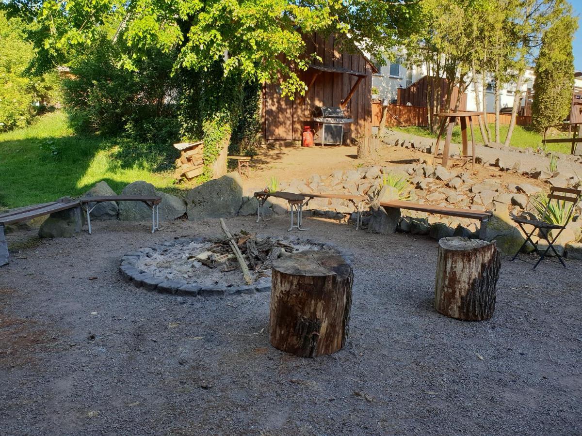 Schoene Wohnung Kleiner Onkel Auf Idyllischem Reiterhof Nahe Burg Eltz Münstermaifeld Esterno foto